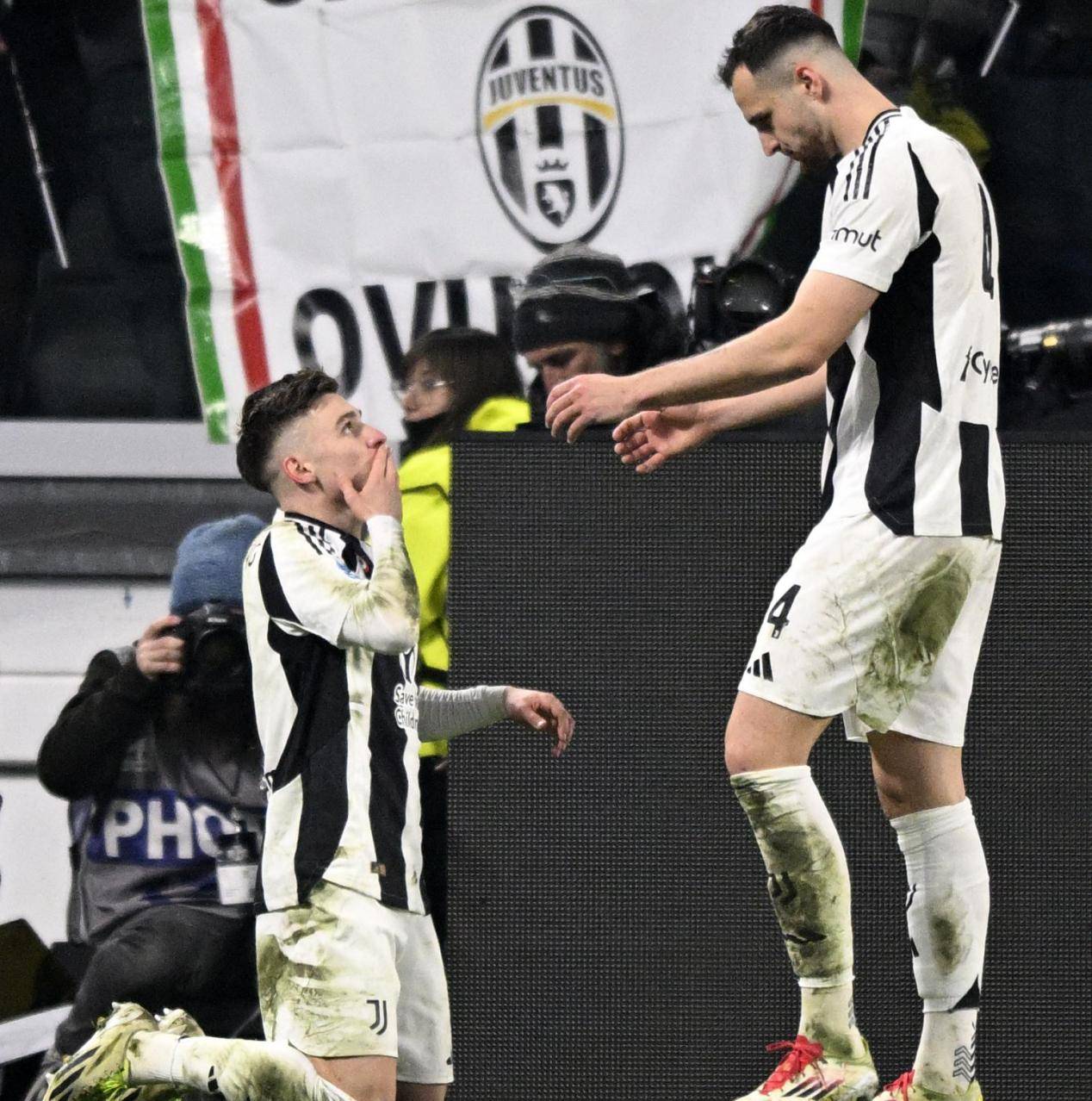 尤文图斯主场大胜AC米兰，收获重要胜利，表现亮眼